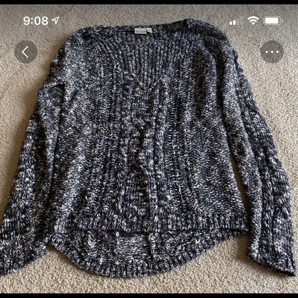 Long sleeve sweater